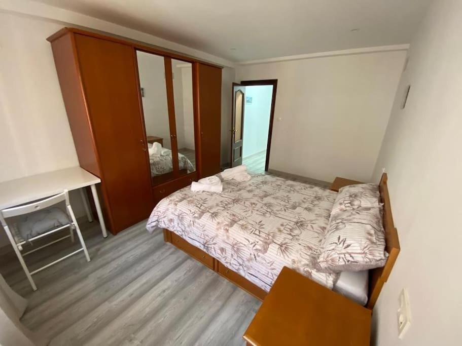 Casa Raquelina Apartment Gijon Bagian luar foto